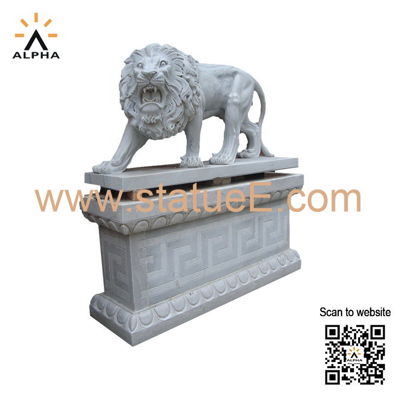 Outdoor lion statue